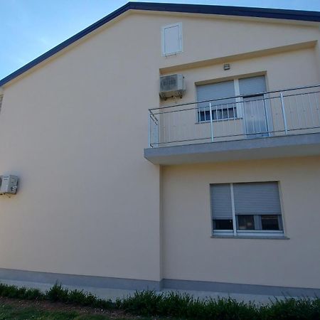 Family Apartment Cathy Galižana Exteriér fotografie