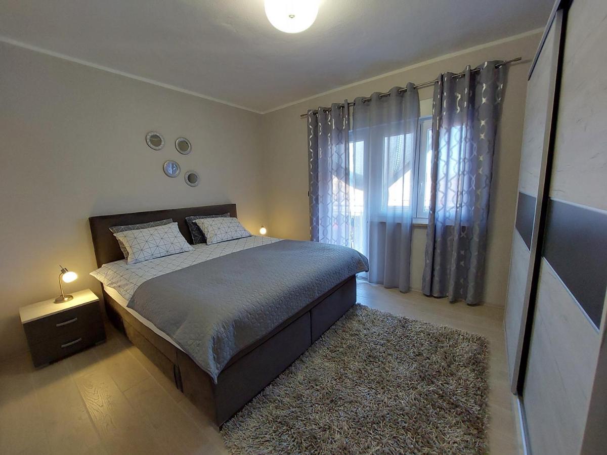 Family Apartment Cathy Galižana Exteriér fotografie