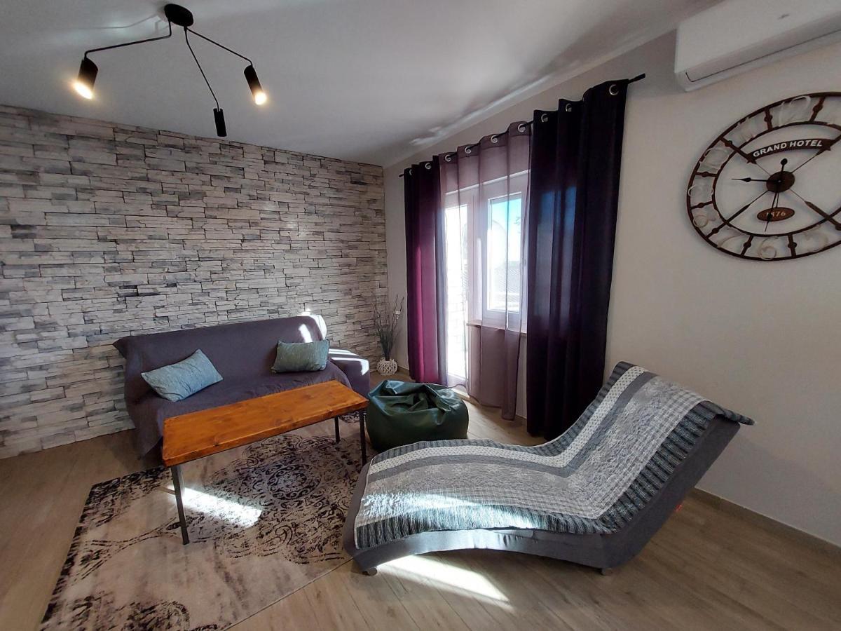 Family Apartment Cathy Galižana Exteriér fotografie